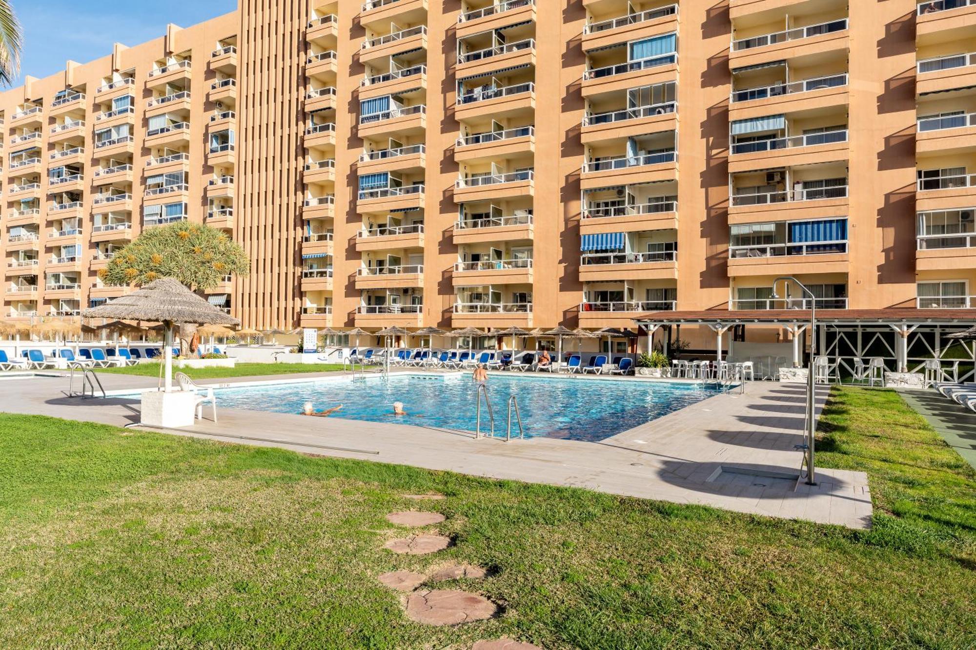 Pyr Studio Apt Partial Seaview Fuengirola Exterior photo